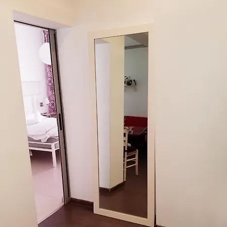 Center Next To Vitosha Boulevard Apartament