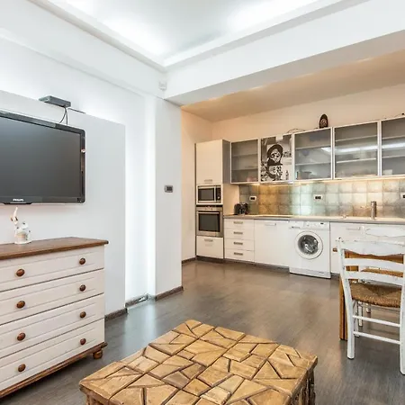 Center Next To Vitosha Boulevard Апартаменты